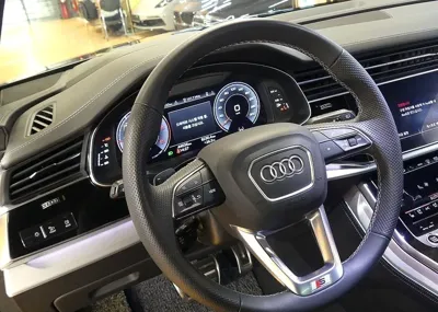Audi Q7 2023, 44000 км, за 53955.65 USD - фото 12