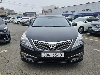 Hyundai Grandeur 2016, 165053 км, за 5120.13 USD
