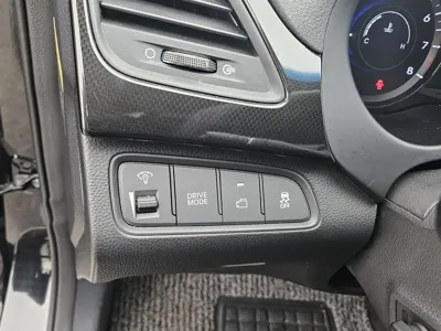 Hyundai Grandeur 2016, 165053 км, за 5120.13 USD - фото 12
