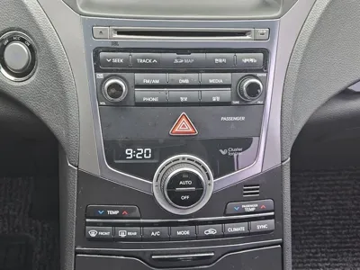 Hyundai Grandeur 2016, 165053 км, за 5120.13 USD - фото 16