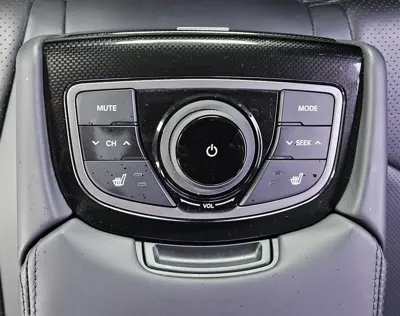Hyundai Grandeur 2016, 165053 км, за 5120.13 USD - фото 20