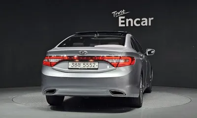 Hyundai Grandeur 2014, 143654 км, за 4296.67 USD
