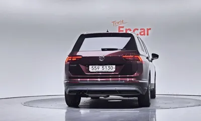 Volkswagen Tiguan 2018, 105939 км, за 12143.89 USD