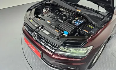 Volkswagen Tiguan 2018, 105939 км, за 12052.12 USD - фото 6