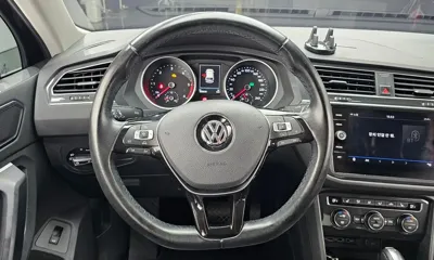Volkswagen Tiguan 2018, 105939 км, за 12052.12 USD - фото 13