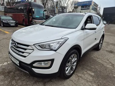 Hyundai Santafe 2015, 99000 км, за 7800.82 USD