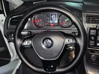 Volkswagen Golf 2018, 91400 км, за 7525.52 USD - фото 15