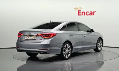 Hyundai Sonata 2015, 54355 км, за 5993.49 USD