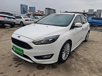Ford Focus 2017, 110900 км, за 5622 USD