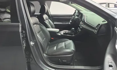 Hyundai Grandeur 2019, 40706 км, за 11093.61 USD - фото 10