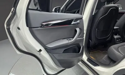 BMW X1 2022, 54925 км, за 15688.59 USD - фото 25