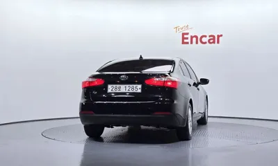 Kia K3 2015, 164016 км, за 3055.32 USD