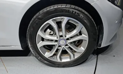 Mercedes-Benz C-Class 2015, 86609 км, за 10179.81 USD