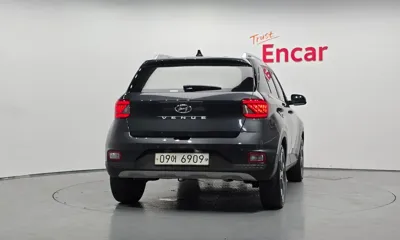 Hyundai Venue 2020, 44056 км, за 9572.18 USD