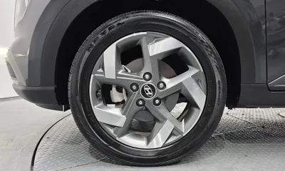 Hyundai Venue 2020, 44056 км, за 9572.18 USD