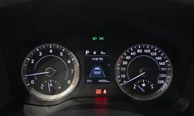 Hyundai Venue 2020, 44056 км, за 9572.18 USD - фото 8
