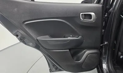 Hyundai Venue 2020, 44056 км, за 9572.18 USD - фото 26