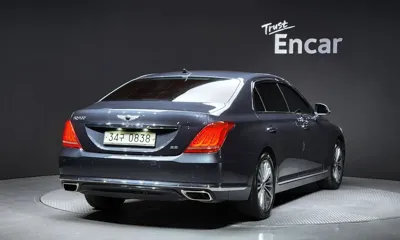 Genesis EQ900 2016, 113363 км, за 11854.29 USD