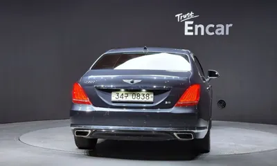Genesis EQ900 2016, 113363 км, за 11854.29 USD