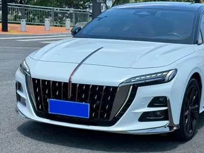Hongqi Hongqi H6 2023, 15000 км, за 14537.68 USD