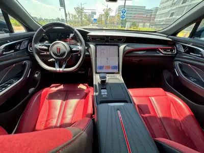 Hongqi Hongqi H6 2023, 15000 км, за 14537.68 USD