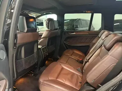 Mercedes-Benz GL-Class 2014, 220000 км, за 21245.57 USD