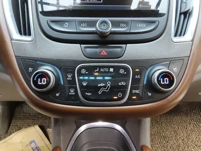 ChevroletGMDaewoo Malibu 2017, 185078 км, за 3255.84 USD - фото 13