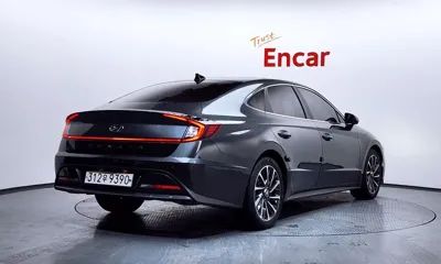 Hyundai Sonata 2020, 106556 км, за 10765.39 USD