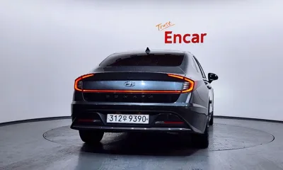 Hyundai Sonata 2020, 106556 км, за 10765.39 USD