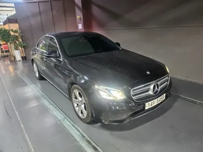 Mercedes-Benz E-Class · 2017 год