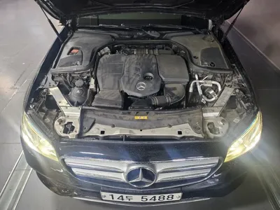 Mercedes-Benz E-Class 2017, 133859 км, за 11832.37 USD - фото 6