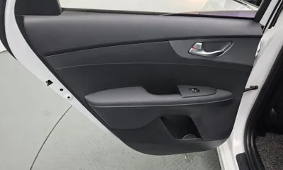 Kia K3 2020, 34483 км, за 9124.33 USD - фото 25