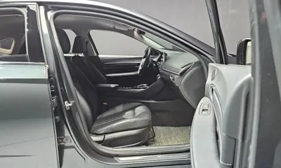Hyundai Sonata 2022, 24774 км, за 13071.46 USD - фото 11