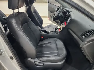 Kia K5 2011, 56000 км, за 4228.47 USD - фото 11