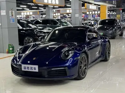 Porsche 911 · 2020 год