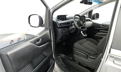 Hyundai Staria 2022, 48599 км, за 14977.21 USD - фото 10
