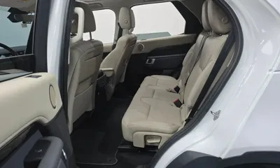 Land Rover Discovery 2019, 100430 км, за 17781.61 USD - фото 26