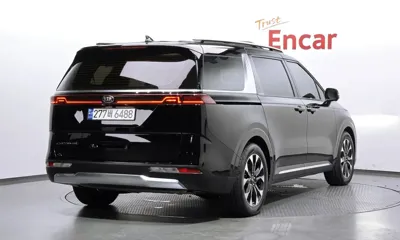 Kia Canival 2021, 77996 км, за 17060.52 USD