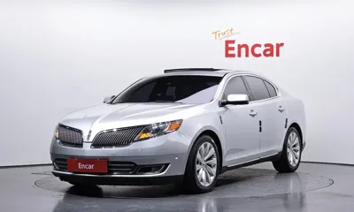 Lincoln MKS · 2013 год