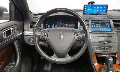 Lincoln MKS 2013, 142787 км, за 2636.27 USD - фото 13