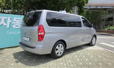 Hyundai Starex 2018, 74134 км, за 10831.04 USD