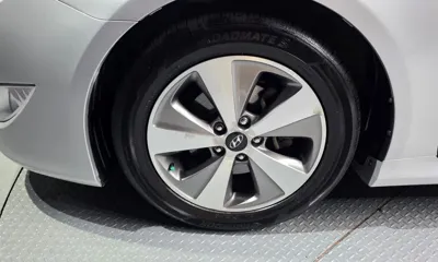 Hyundai Sonata 2012, 95031 км, за 3275.57 USD
