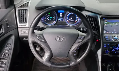 Hyundai Sonata 2012, 95031 км, за 3275.57 USD - фото 13