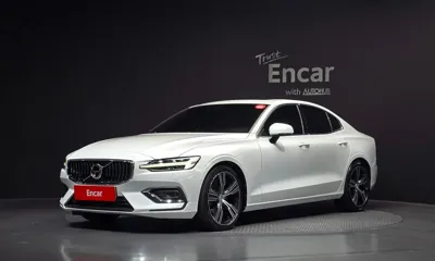 Volvo S60 · 2020 год