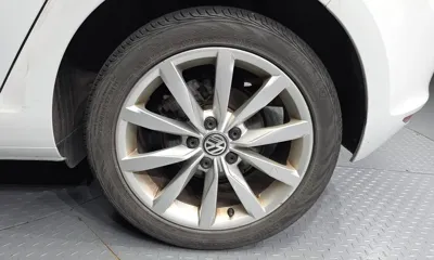 Volkswagen Golf 2015, 104505 км, за 4098.36 USD