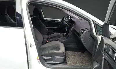 Volkswagen Golf 2015, 104505 км, за 4098.36 USD - фото 11