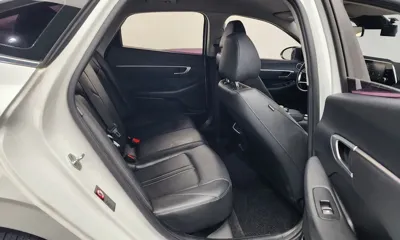 Hyundai Sonata 2020, 175675 км, за 7220.69 USD - фото 11