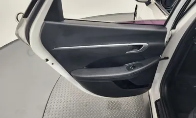 Hyundai Sonata 2020, 175675 км, за 7220.69 USD - фото 25