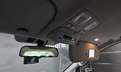 Hyundai Starex 2018, 76111 км, за 7745.83 USD - фото 19