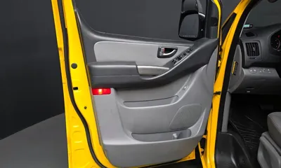 Hyundai Starex 2018, 76111 км, за 7745.83 USD - фото 25
